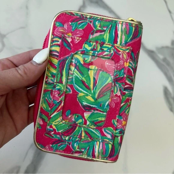 Lilly Pulitzer Wristlet Wallet Carry Case Clutch Purse Small Make Up Cards Pink - Picture 2 of 7